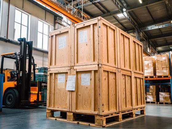 The Crucial Role of Custom Crates in Safe Machinery Transport in Simi Valley